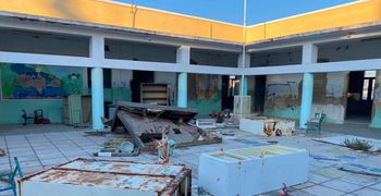 Καταγγελίες για το ιστορικό κτίριο του 3ου Δημ. Σχολείου Κω που “μαραζώνει” – Τι απαντά ο δήμαρχος στο aftodioikisi.gr