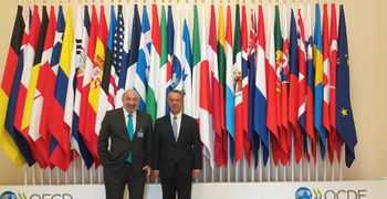 Γ. Νικητιάδης στον ΟΟΣΑ: Η Τεχνητή Νοημοσύνη να υπηρετήσει τους πολλούς και να προστατεύσει τους αδύναμους