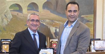 Συνάντηση του Περιφερειάρχη Ν. Αιγαίου με στελέχη της μεγαλύτερης αεροπορικής εταιρείας της Ινδίας IndiGo και τον Πρόεδρο της TAFI