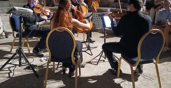 Δ. Καλλούδης: Ρωμαϊκό Ωδείο Κω - Ξέσπασμα ψυχικής αγαλλίασης, από τρία βιολιά και ένα βιολεντσέλο