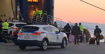 Στην Κω μεταφέρθηκε ο 18χρονος από τη Λέρο που ομολόγησε ότι σκότωσε τον πατέρα του