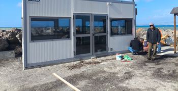  K. Χονδρος: Κλιματιζομενη αίθουσα επιβατών στο λιμάνι Μαστιχαριου