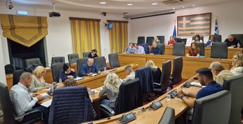 Αντιπαραθέσεις στο Δημ. Σ/λιο Κω για τις ζημιές από τις πλημμύρες, την οικονομική κατάσταση του Δήμου κ.α. (vid)