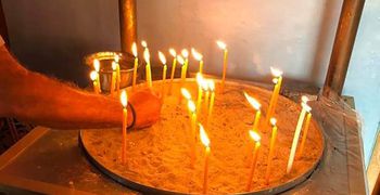 Τι συμβολίζουν τα Ψυχοσάββατα; Οι ημερομηνίες για το 2026 και όσα πρέπει να ξέρουν οι πιστοί