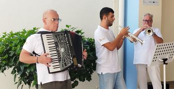Η φιλαρμονική Κω γέμισε μελωδίες το 1ο Δημοτικό Σχολείο Κω
