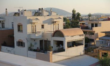 Ανακαινίσεις με «δώρο» έως 36.000 ευρώ και ενοίκια χωρίς φόρο – Το πακέτο κινήτρων που ανοίγει χιλιάδες κλειστά σπίτια το 2026