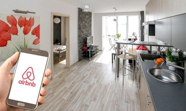 Airbnb: Πάνω από 90% οι πληρότητες για Χριστούγεννα και Πρωτοχρονιά    