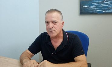 ΔΗΜΗΤΡΗΣ ΧΑΣΑΠΛΑΔΑΚΗΣ: ΣΚΕΨΕΙΣ ΚΑΙ ΠΡΟΒΛΗΜΑΤΙΣΜΟΙ