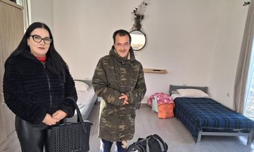 Βρέθηκε σπίτι για τον άστεγο αλλοδαπό που κοιμόταν στην Πλ. Αγίας Παρασκευής