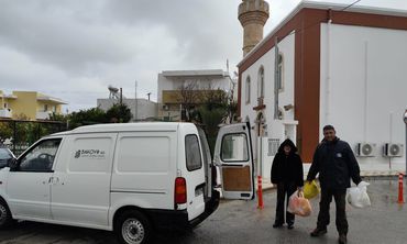 Διανομή τροφίμων από το ΒΑΚΟΥΦ ΚΩ