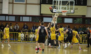Final-4 Aνδρών: Hττα του Φοίβου Κω - Στον τελικό η Ελπίδα Πεταλούδων