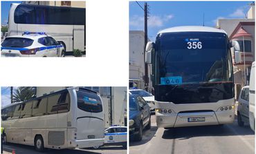 Λεωφορείο "κόλλησε" στο κέντρο της πόλης λογω παρκαρισμενου αυτοκινήτου 