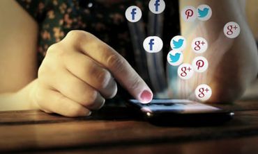 Εμμονή με τα social media για 1 στους 2 εφήβους στην Ελλάδα – Τα στοιχεία του Ιδρύματος «Σταύρος Νιάρχος»