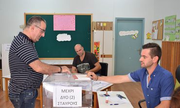 Πως κατανέμονται οι έδρες στα Δωδ/σα βάσει νέας δημοσκόπησης: Τσίπρας και Καρυστιανού παίρνουν έδρα στο Νομό μας