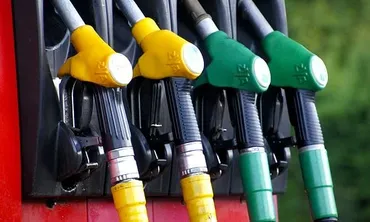 Fuel Pass 2026: Ανοιχτή για όλα τα ΑΦΜ η πλατφόρμα – Εκτιμήσεις για πάνω από ένα εκατομμύριο αιτήσεις, πότε γίνονται οι πληρωμές