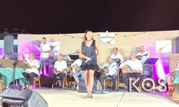 Με κέφι & χορό η μουσικοθεατρική παράσταση “Όνειρα & Διπλοπενιές” από το Σ/γο Αρίων