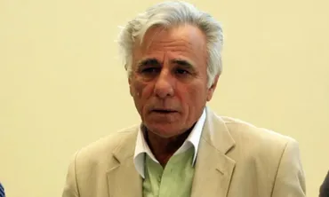 Θλίψη - Πέθανε ο δημοσιογράφος Σπύρος Καρατζαφέρης