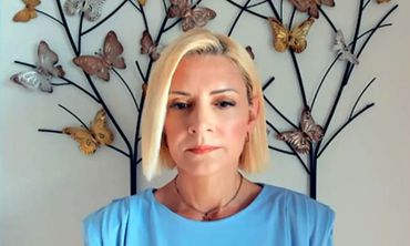 Α. Νούκα: «Οι τράπεζες έκλεβαν με τον παράνομο τοκισμό των δανείων έως και 95% στη δόση – Η κυβέρνηση πρέπει να διασφαλίσει την επιστροφή των κλεμμένων σε 350.000 δανειολήπτες»