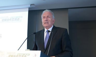 Δ. Αβραμόπουλος: Είναι μια μπούρδα η ιστορία – Υπάρχει μίζα που φορολογείται;    