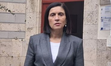 Νομική Χαρτοφίλη: Δικαστική δικαίωση κατά συνδικαλίστριας - Δημ. Σ/λου Κω (vid)