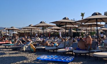 Οι tour operators συνεχίζουν να ποντάρουν στην Ελλάδα και για το 2027 - Ενισχύουν τα προγράμματά τους