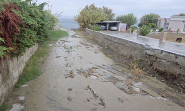 Kάτοικοι Ψαλιδίου: 10 λεπτά έβρεξε και καταφέραμε να ζήσουμε εμπειρίες που κανονικά θα έπρεπε να προσφέρει το Λιμενικό! 