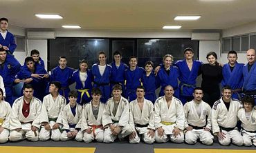 "AETOΣ ΚΩ": ΣΤΗΝ TIGER JUDO ACADEMY ΣΤΗΝ ΑΘΗΝΑ Ο ΠΡΟΠΟΝΗΤΗΣ ΑΠ. ΠΑΠΑΝΙΚΟΛΑΟΥ