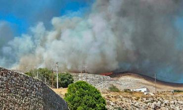Συμβαίνει τώρα: Νέα φωτιά στην Κάλυμνο
