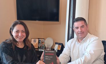 Mε τον Πρόεδρο του Σωματείου Εκμισθωμένων Ιδιωτικών Αυτοκινήτων με Οδηγό Σ. Γραμμένο συναντήθηκε η Έπαρχος Κω