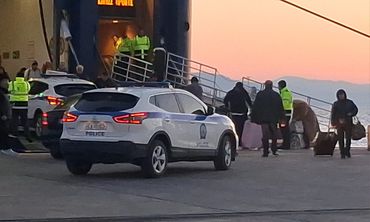 Στην Κω μεταφέρθηκε ο 17χρονος από τη Λέρο που ομολόγησε ότι σκότωσε τον πατέρα του