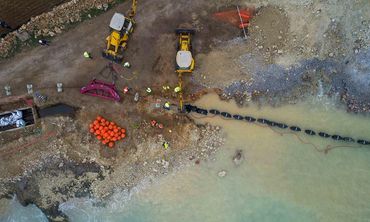 "Στην πρίζα" το 2029 το καλώδιο Κορίνθου και Κω και το 2030 ολόκληρα τα Δωδεκάνησα με έργο που αγγίζει τα 3 δισ. ευρώ