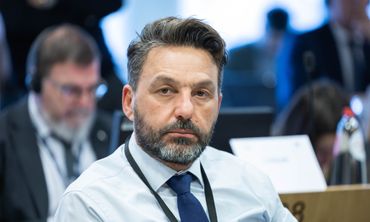 Η φωνή των μικρών νησιών στην Ευρώπη: Παρέμβαση του δημάρχου Χάλκης στις Βρυξέλλες