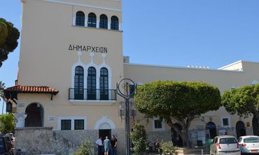 Απάντηση του Δήμου Κω στον Β. Χαδουλη για το ασανσέρ του Δημαρχείου 