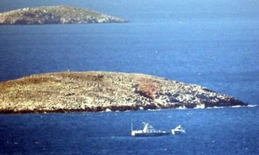 30 χρόνια από τα Ίμια: Η κρίση που «γκρίζαρε» το Αιγαίο - Τα γεγονότα, οι αποφάσεις και οι συνέπειες