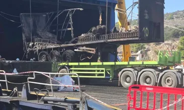 Η αποκάλυψη της καταστροφής για το BLUE CARRIER 2 - Οι πρώτες εικόνες από τα οχήματα