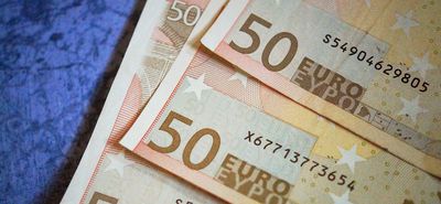 «Κούρεμα» χρέους άνω των 250.000 ευρώ για ζευγάρι συνταξιούχων στη Ρόδο