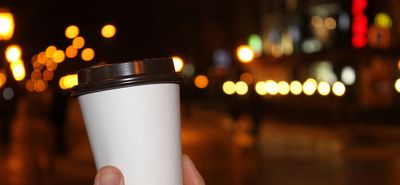 Ο καφές γίνεται... πολυτέλεια: Αύξηση 50% στη διεθνή τιμή του – Μία “ανάσα” από τα 3 ευρώ ο καφές στο χέρι