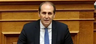 Απ. Βεσυρόπουλος (Γραμ. Κ.Ο. ΝΔ): Πέθανε (από ανακοπή) χωρίς απινιδωτή ο άνθρωπος που συνέβαλε στην αύξησή τους