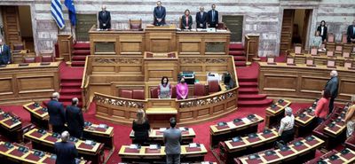 Προϋπολογισμός 2026: Ενίσχυση 3,2 δισ. ευρώ για μισθωτούς, επαγγελματίες αγρότες και ένστολους