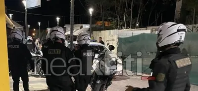Επίθεση κατά του κ. Μάκη Βορίδη στο Ηράκλειο: Του πέταξαν αυγά, τραπέζια και φώναζαν συνθήματα