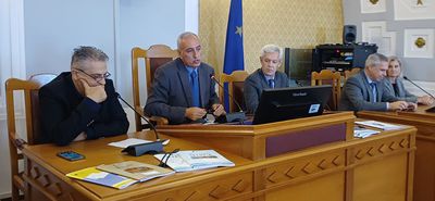 Περιφέρεια: Παρουσιάστηκε με επιτυχία το πρόγραμμα «Εκπαιδευτική Γέφυρα στο Ν. Aιγαίο»    