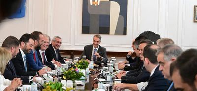 Το Εθνικό Πρόγραμμα Ανάπτυξης 2026-2030 κεντρικό θέμα της συνάντησης των 13 Περιφερειαρχών της χώρας με τον Πρωθυπουργό