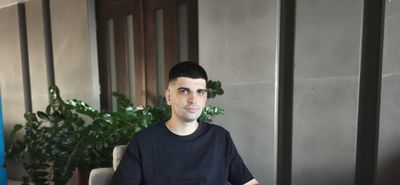 Ο Κώος Θεοδόσης Καπλανίδης αποφοίτησε με τον μεγαλύτερο βαθμό από το ΑΠΘ και ξεκινά μεταπτυχιακό στο Λονδίνο με υποτροφία