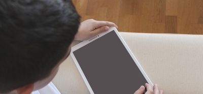 Τα social media “ροκανίζουν” τη συγκέντρωση των παιδιών – Νέα μελέτη τα συνδέει με αύξηση συμπτωμάτων ΔΕΠΥ