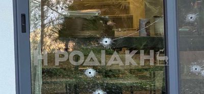 Ρόδος: «Γάζωσαν» με 14 σφαίρες σπίτι επιχειρηματία 