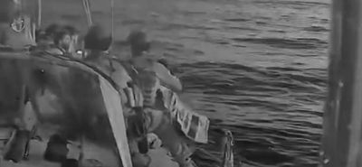 Καθυστερεί η απέλαση από το Ισραήλ των 27 Ελλήνων του στολίσκου για τη Γάζα - Σε απεργία πείνας οι 11