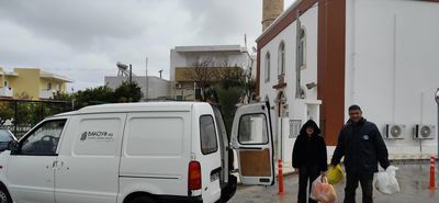 Διανομή τροφίμων από το ΒΑΚΟΥΦ ΚΩ