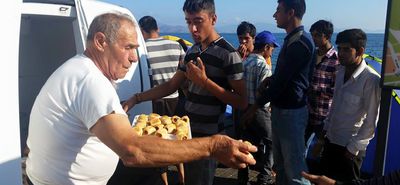 Ο Διονύσης Αρβανιτάκης από την Κω δεν έδωσε μόνο ψωμί – έδωσε ανθρωπιά, και νοιάξιμο. 