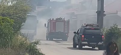 Φωτιά σε σχολικό λεωφορείο στη Ρόδο με 80 μαθητές: «Κατεβείτε, θα εκραγεί!»