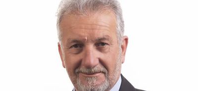 Ν. Κανταρζής: Η Περιφέρεια Ν. Αιγαίου θα λογοδοτήσει πολιτικά και ιστορικά για τη μετατροπή των νησιών σε τουριστικές αποικίες